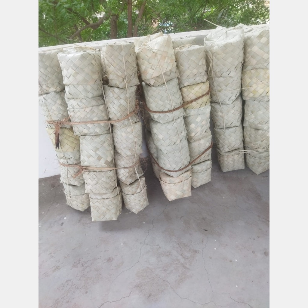 Palm Leaf 5kg Box~ Size: 5*6