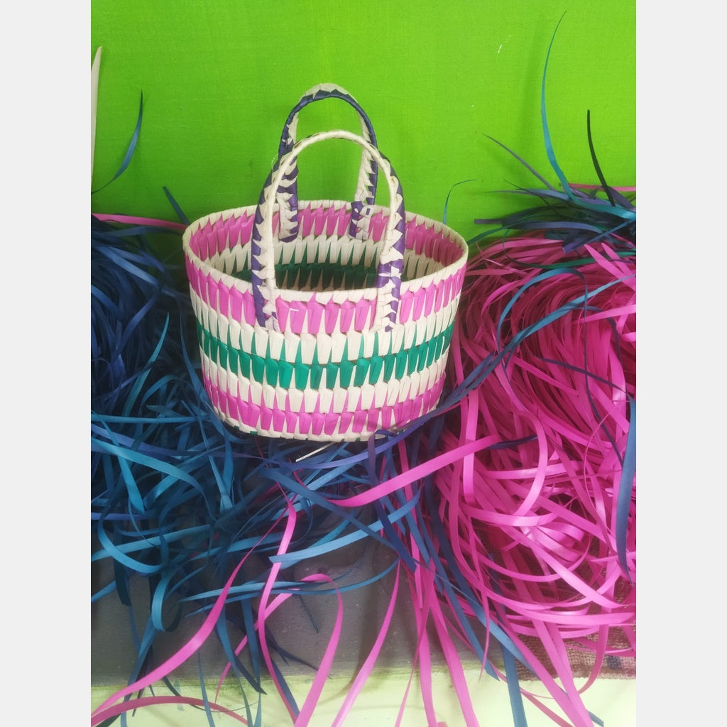 Palm Mudichu Handle Koodai~ Size: 10*8