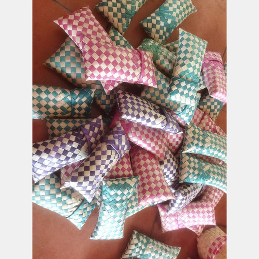 Palm visiting card holder~ Size: 3×5