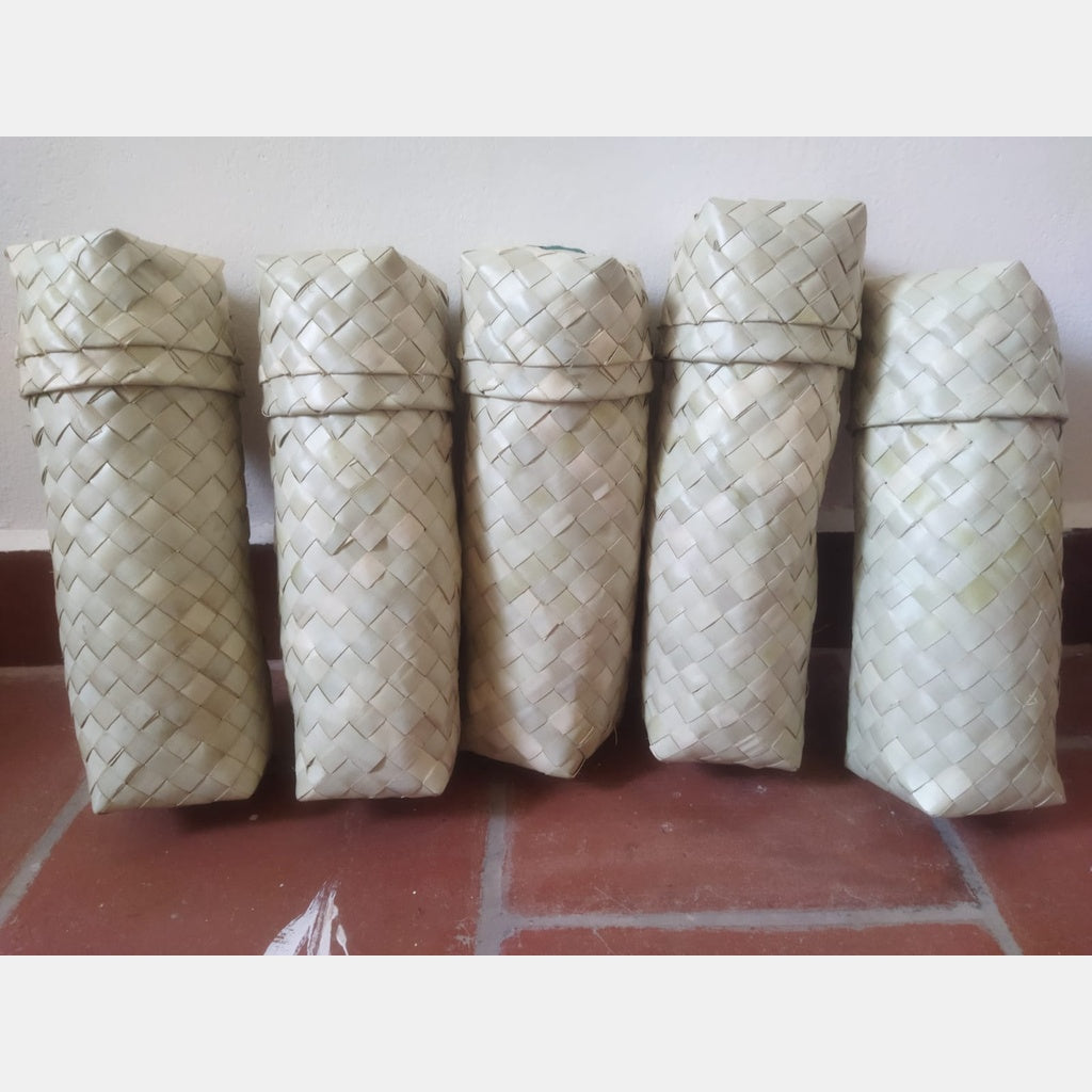 Banana bottle holder