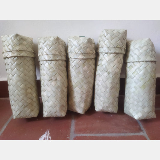 Banana bottle holder