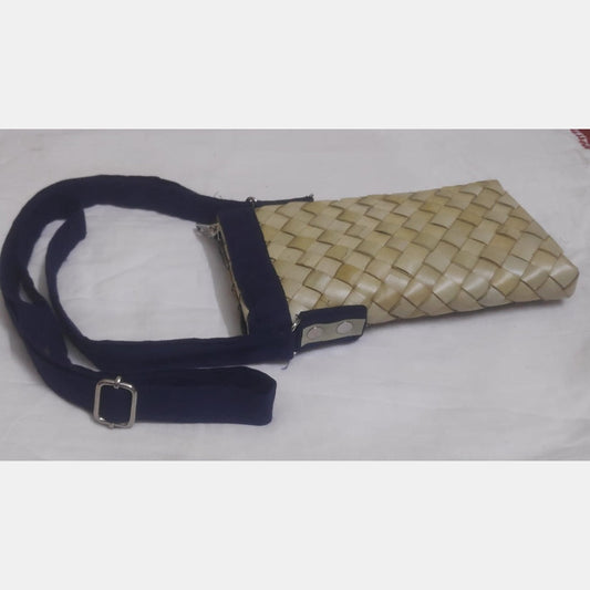 Palm Sling Horizontal Zip~ Size: 8*6