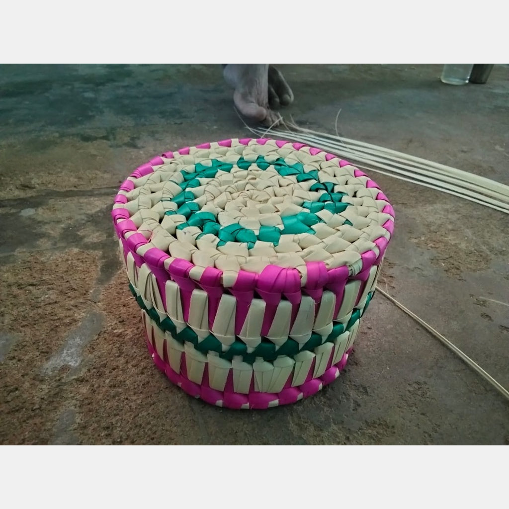 Palm Mudichu Box with lid~ Size: 3*3