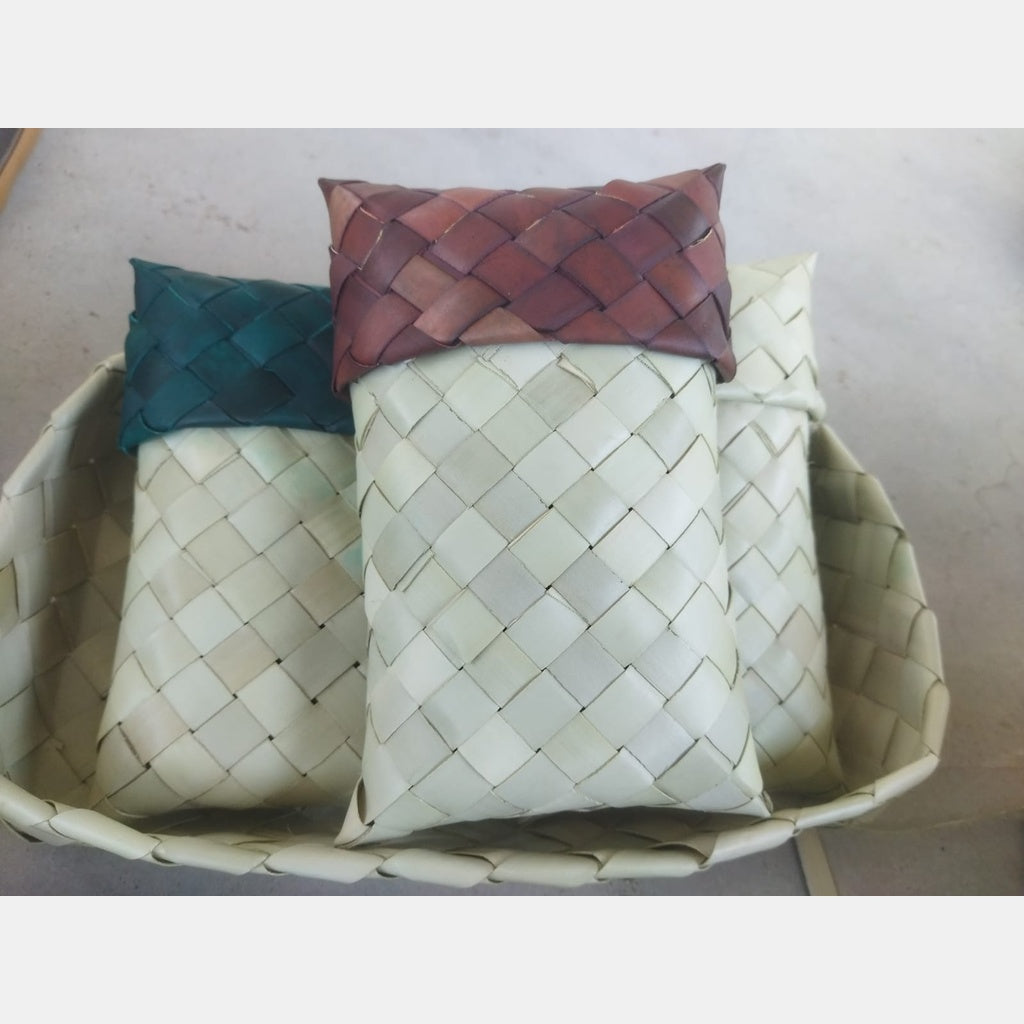 Palm Phone Pouch~ Size: 5*8