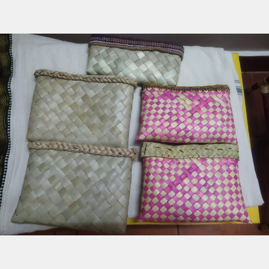 Palm Leaf Zip Pouch~ Size: 7*6